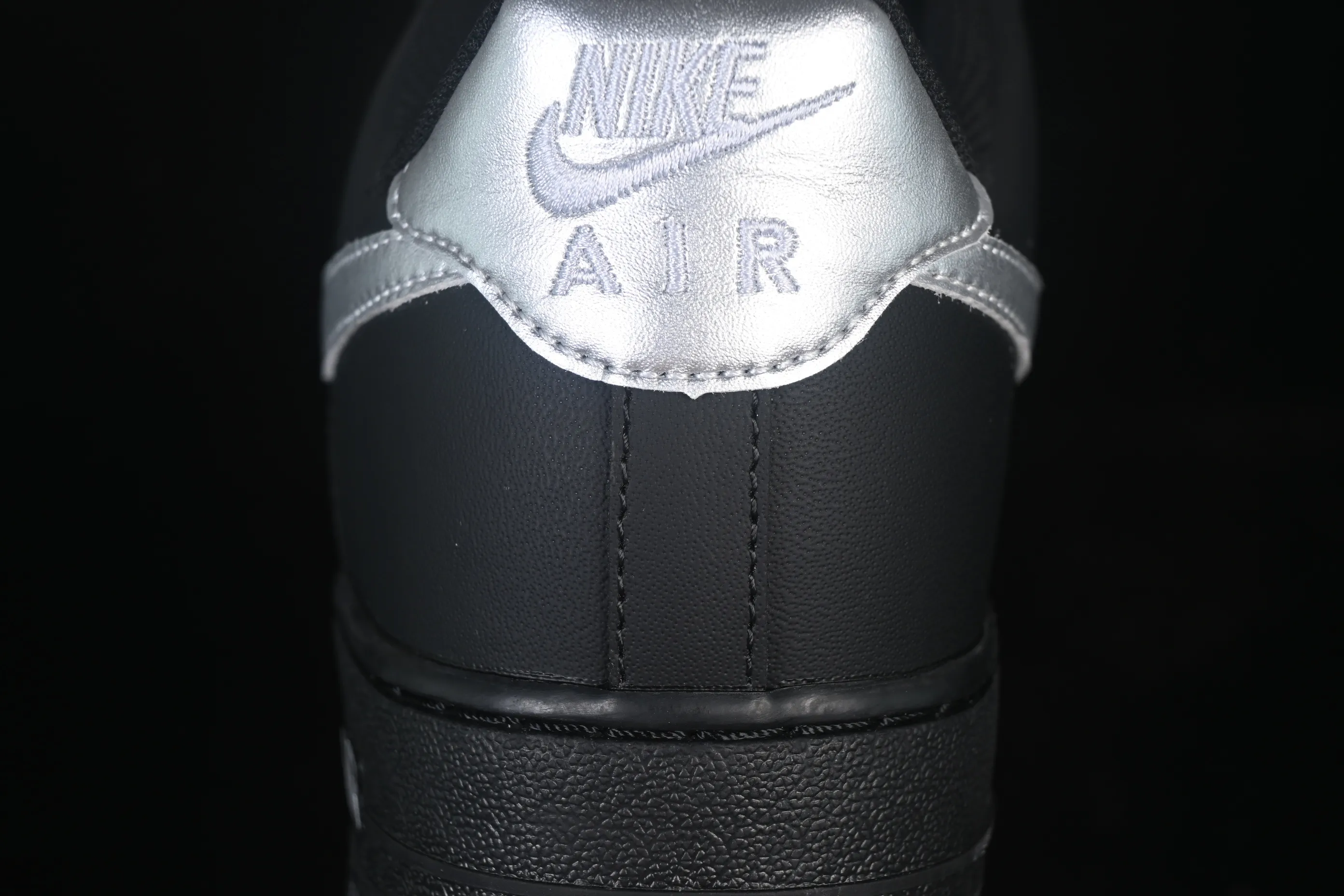 All Categories Nk Air Force 1 Air Force Series Nk Air Force 1 Low Air Force Low Nike Air Force 1'07 Low Black Silver Warrior Air Force One Low Casual Shoes ZH0316-125